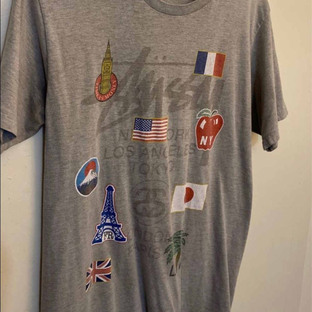 STUSSY TEE